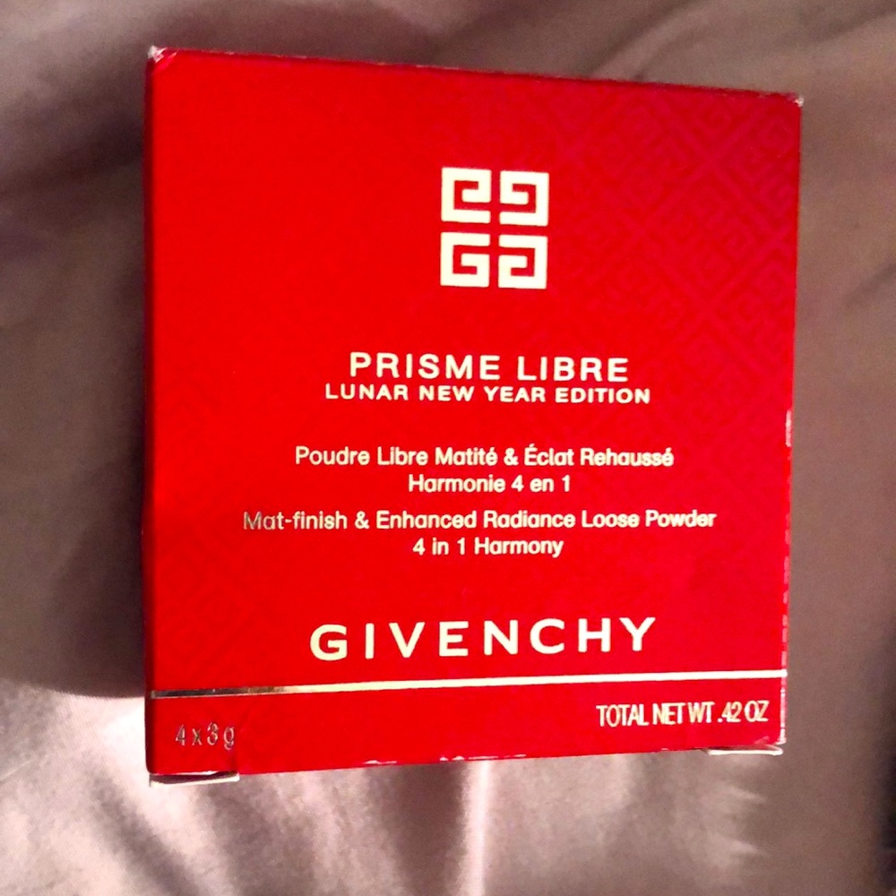 Givenchy Prisme Libre loose powder